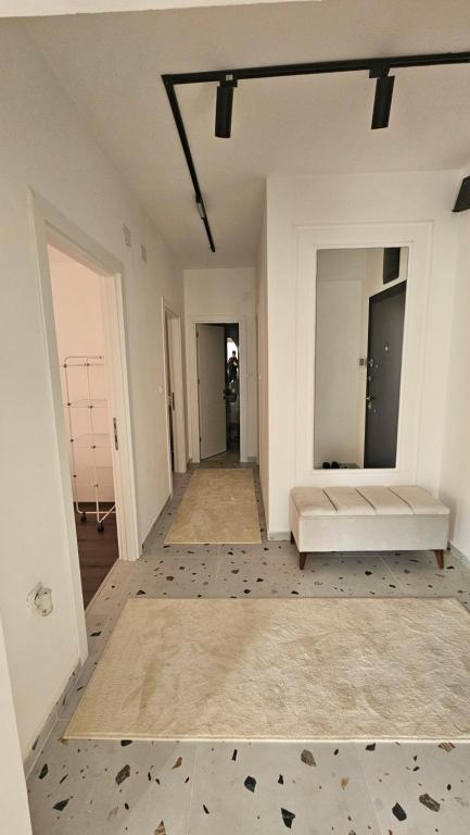 Luxury Apartment 1 hallway